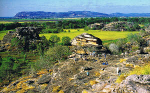 Kakadu Tour Rock painting site - Ubirr Rock 